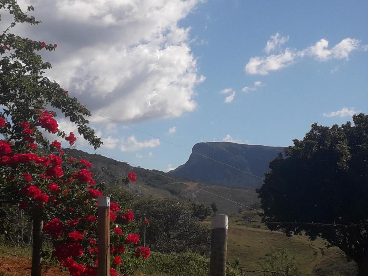 Casa Grande, Bem Espacosa, Em Itambe Do Mato Dentro, Cabeca De Boi Villa Buitenkant foto