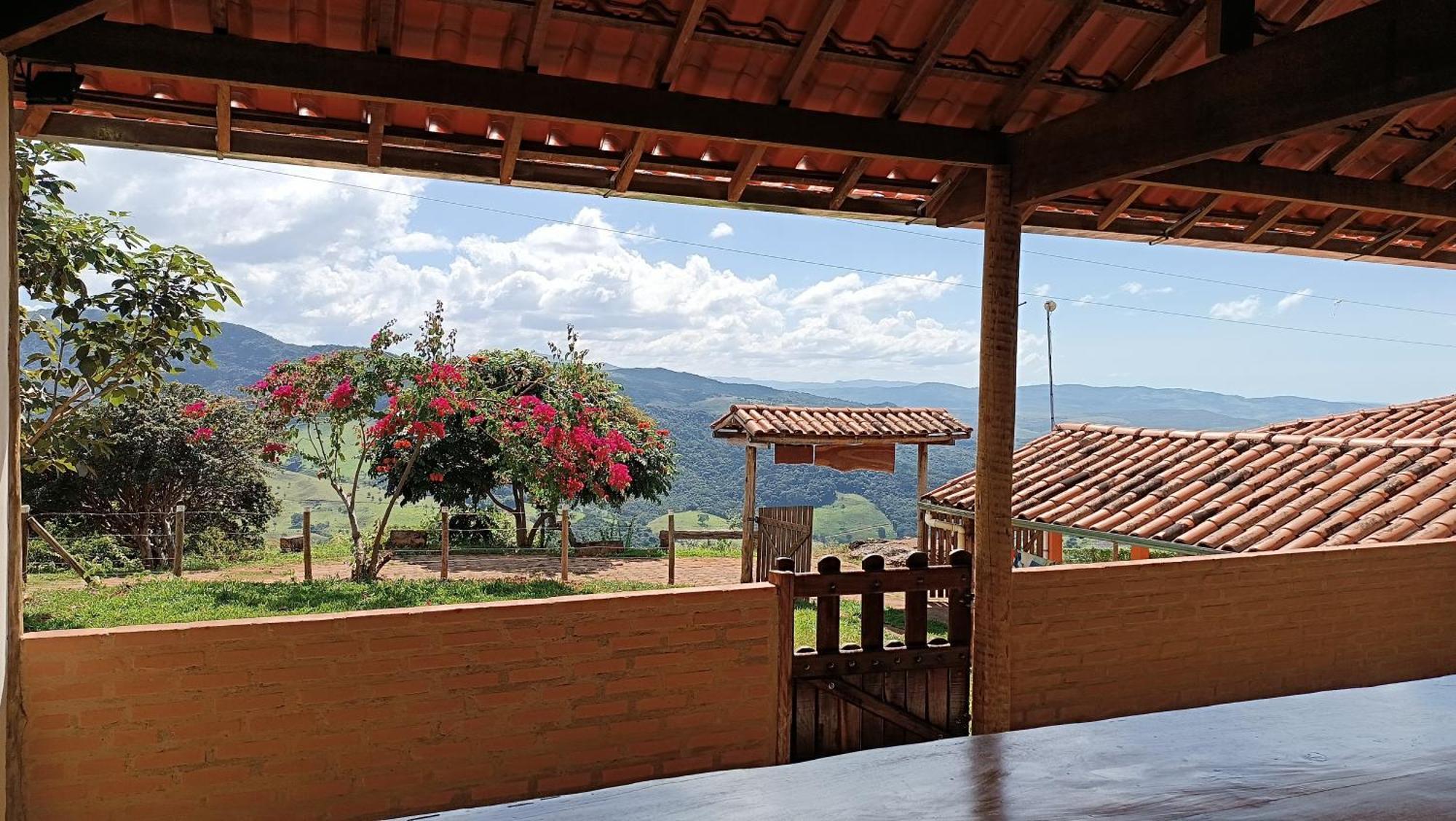 Casa Grande, Bem Espacosa, Em Itambe Do Mato Dentro, Cabeca De Boi Villa Buitenkant foto